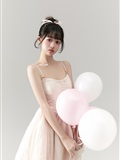 YITUYU艺图语 2025.01.01 芭蕾少女生日写真 菠萝包